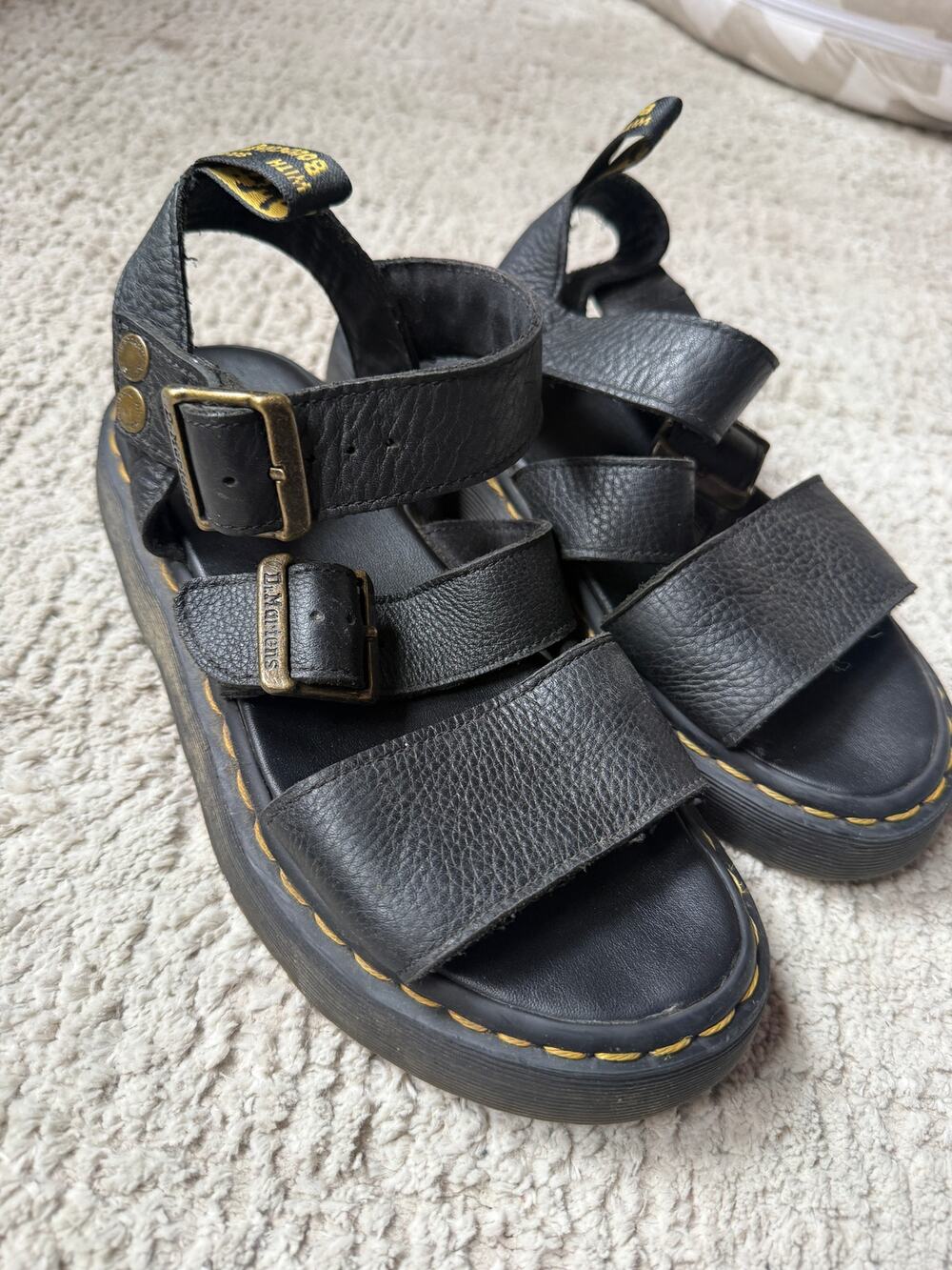 Dr. Martens Gryphon Pisa Leather Platform Sandals EU 40